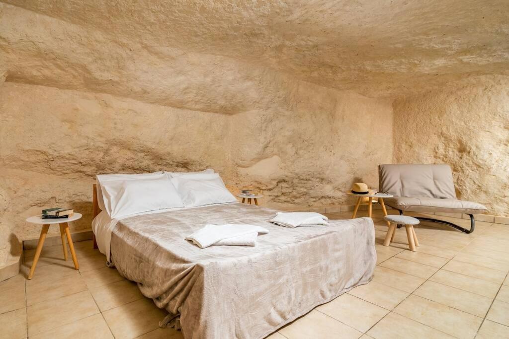 Nostos Cave Seaview Apartment 마탈라 외부 사진